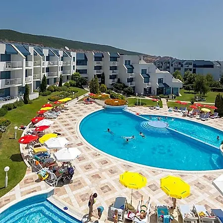 Sineva Park 4*