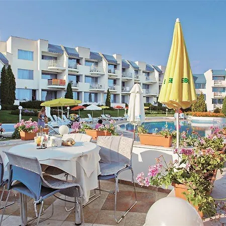 Sineva Park 4*
