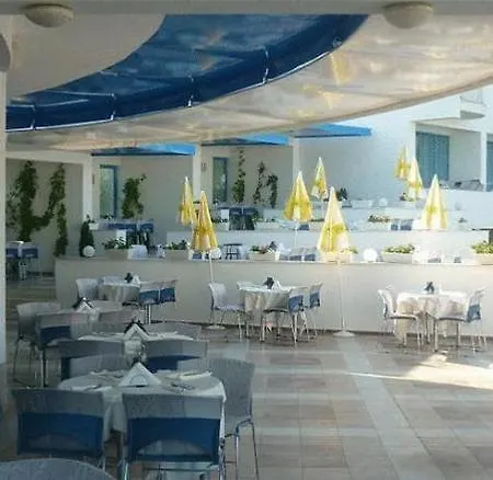 호텔 Sineva Park 4*