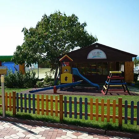 호텔 Sineva Park 4*