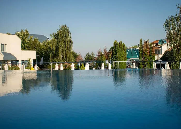 Hotel Sineva Park 4*